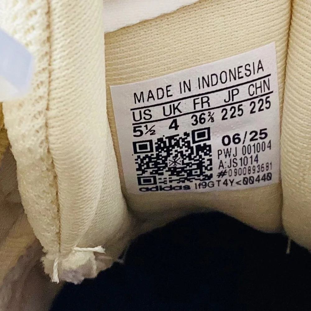 Adidas Run 60s 4.0 sneakers Wonder White Ice Purple Alumina Women’s Size 5.5 NWT - Picture 11 of 12